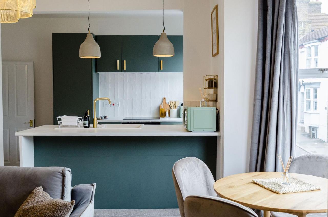 Central Chic Margate Apartment, Edge Of Old Town! Exterior foto